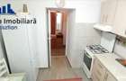 Apartament de vanzare cu 2 camere - zona Micro 16 - 7