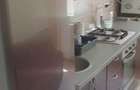 Apartament 1 camera, 40 mp, parcare Zona Primarie. An constructie: dupa 2000. Etaj 1. Pret: 350 - 2
