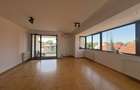 Apartament cu 4 camere semidecomandat în Capitale - 4