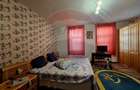 Casă cu 5 camere cu Teren 535 Mp în Central - 1