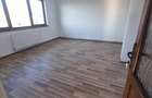 Casă individuală cu 6 camere cu Canalizare în Iris - 12