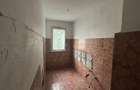 Apartament cu 3 camere semidecomandat în Central - 1