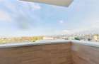 Apartament cu 4 camere decomandat în Tractorul - 9