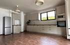 Apartament cu 2 camere decomandat în Dârste - 1
