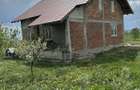 Casă cu 3 camere cu Teren 5000 Mp în Girov - 5