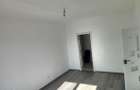 Casa parter cu 3 camere, curte 427mp si utilitati