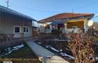 Se vinde Casa si teren cu priveliste, zona rurala - 1