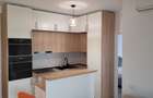 Apartament cu 3 camere decomandat în Palat - 7