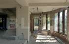 Casă cu 7 camere cu Teren 1000 Mp în Central - 9