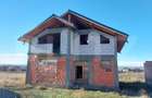 Casa la rosu, P+M, 4 camere, 400 mp teren, Simnicul de Jos - 1