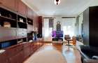Apartament cu 3 camere semidecomandat în Central - 3