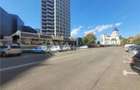 Spațiu comercial, de 80 mp, în Central - 3