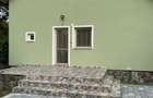 Casă cu 4 camere cu Teren 357 Mp în Grădiște - 3