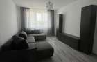 Inchiriez apartament cu 3 camere - 1