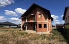Casă individuală cu 6 camere cu Garaj în Moșnița Nouă - 2
