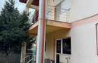 Casă cu 4 camere în Central - 1