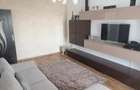 Apartament cu 3 camere decomandat în Girocului - 2