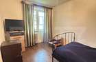 Apartament cu 3 camere semidecomandat în Central - 1