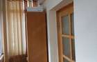 vand ap 3 camere decomandat parter balcon anchis termpan pre? 70000 euro - 3