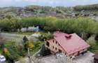 Vilă cu 8.800 mp teren în Gura Văii, la 12 km de Piatra Neamț