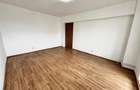 Apartament cu 4 camere decomandat în Centrul Civic - 2