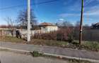 Casa si teren in comuna Orlesti, sat Procopoaia, jude ul Valcea, suprafa?a 3734mp - 9