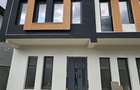 Casă cu 4 camere cu Teren 260 Mp în Voluntari - 2