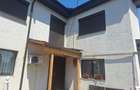 Casă individuală cu 3 camere cu Canalizare în Central - 2