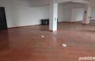 Spațiu comercial, de 100 mp, în Central - 3