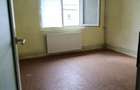 Apartament cu 2 camere decomandat în Piața Centrală - 2