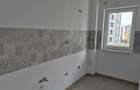 Apartament cu 2 camere decomandat în Tractorul - 2