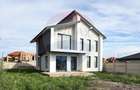 Casă cu 7 camere cu Teren 511 Mp în Cristian - 4