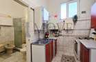 Casă cu 3 camere cu Canalizare în P-ța Romană - 36