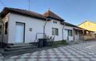De vanzare: Casa spa?ioasa in Razvad de Jos, Dambovi?a - 2