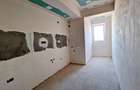 Apartament cu 3 camere decomandat în Andronache - 9