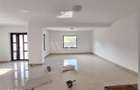 Vila noua din caramida, 130 mp utili Teren 480 mp | Zona Ura