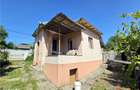 Casa cu 3 camere si 1000 mp teren in Uricani - 3