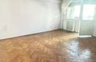 Apartament 3 camere decomandat, Central, Etaj 2, Bloc 1986, Balcon 10 - 2