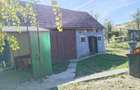 Casă cu 2 camere cu Teren 1369 Mp în Diviciorii Mici