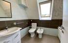 Apartament in vila, 80 mp, 3 camere, 1 parcare in curte, cartier Andrei Muresanu