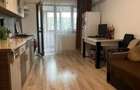 Ofer spre inchiriere apartament cu 2 camere.