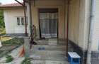 Vanzare casa cu anexe si teren - 4