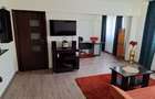 Inchiriez apartament 3 camere ultracentral - 1