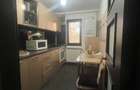 Apartament cu 3 camere , zona Crisan - 4