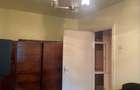 Vand apartament , 2 camere , parter , micro 1 , Aleea Pinilor - 9