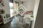 Apartament de vanzare 3 camere - zona ISU - 1