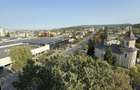 Apartament 3 camere, balcon si aer conditionat