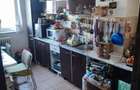 Apartament cu 2 camere decomandat în Km 4 - 4