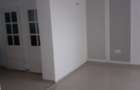 De vanzare imobil 62 mp front stradal - curte comuna - 5