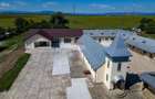 Special property de 1,152 mp de vanzare in Onesti cartier Borzesti - 6